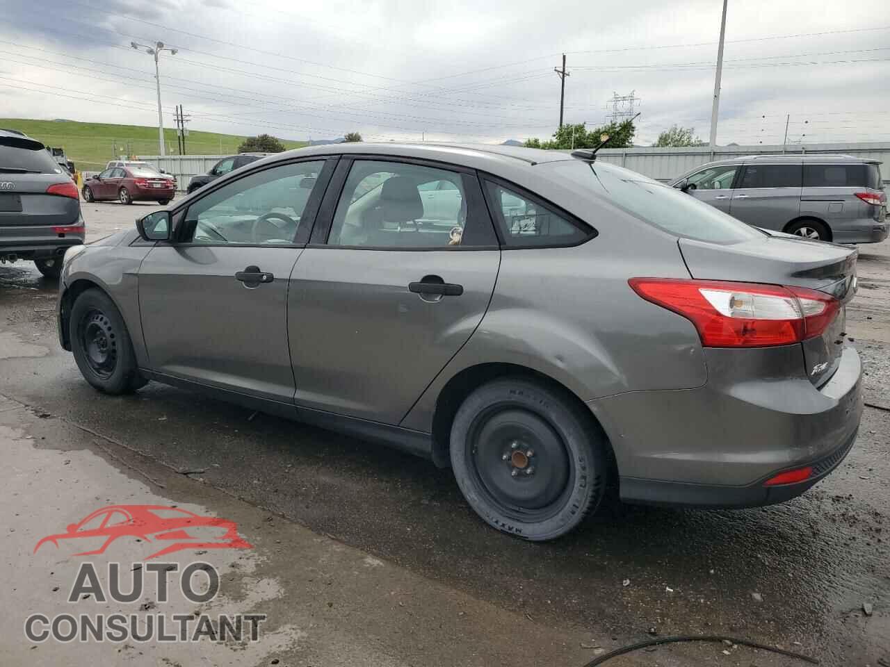 FORD FOCUS 2012 - 1FAHP3E24CL460183