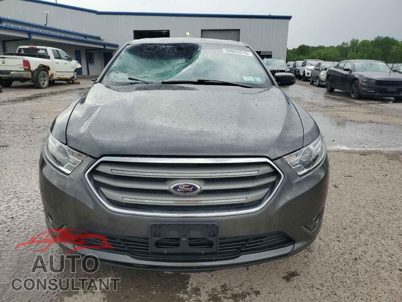 FORD TAURUS 2015 - 1FAHP2E82FG120607