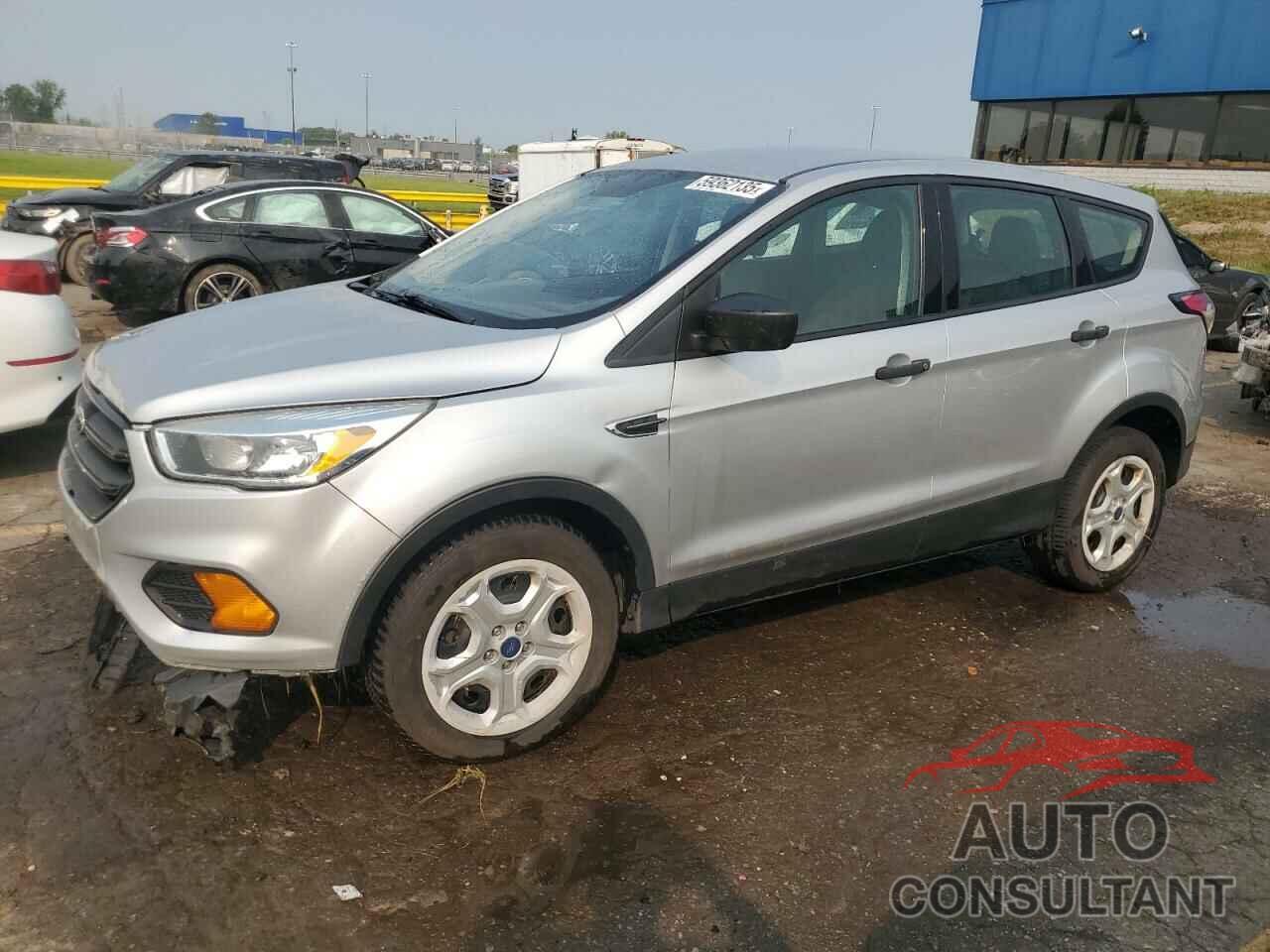 FORD ESCAPE 2017 - 1FMCU0F71HUA12938