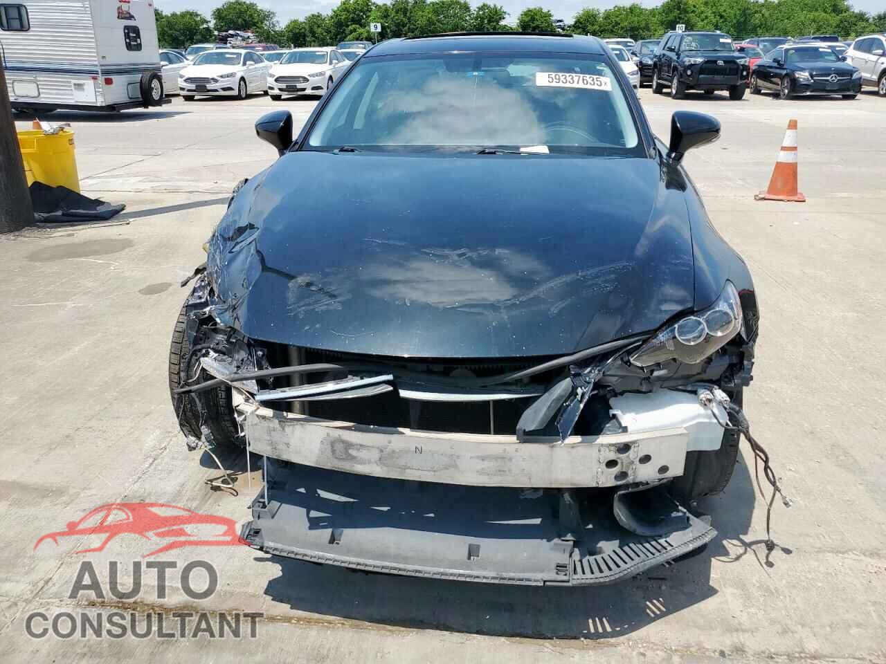 LEXUS IS 2015 - JTHBF1D25F5057345