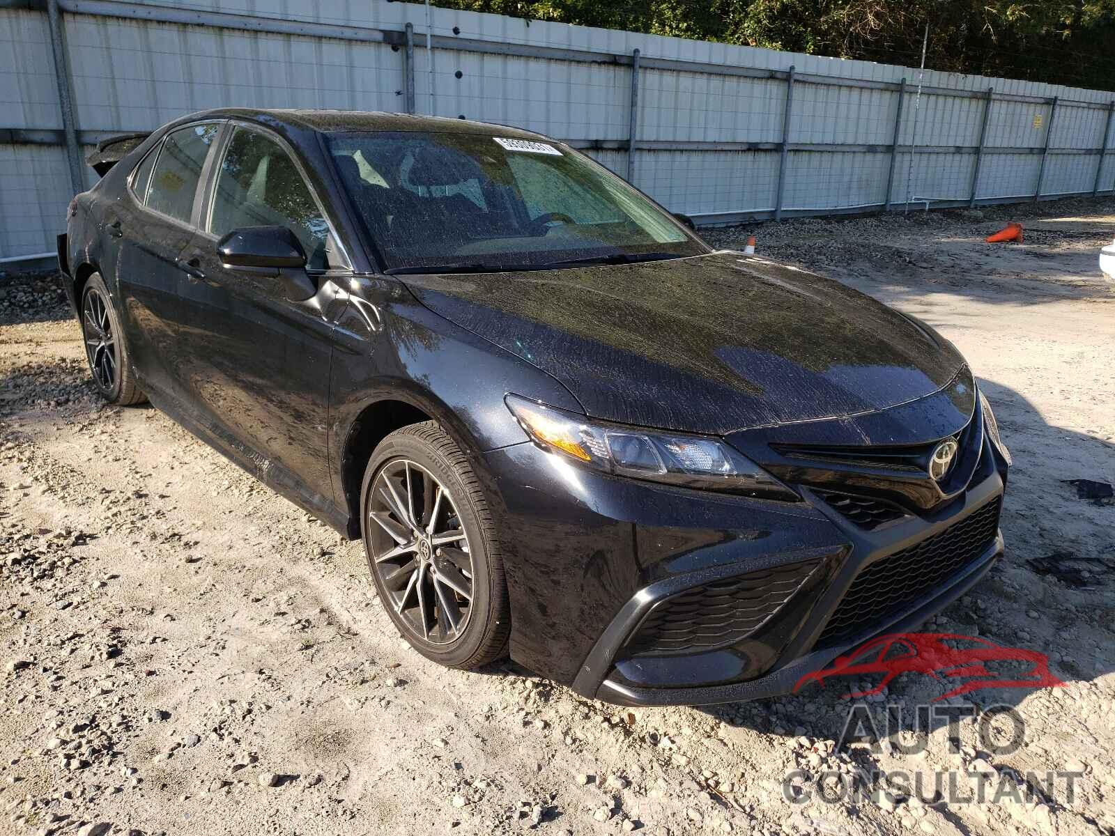 TOYOTA CAMRY 2021 - 4T1G11AK7MU465872