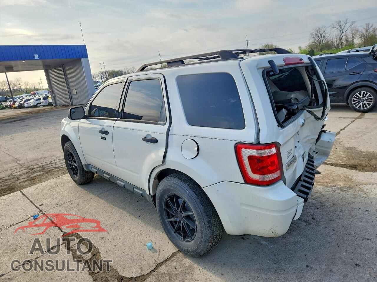 FORD ESCAPE 2011 - 1FMCU0D70BKA31471