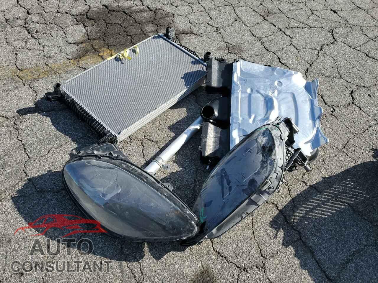 PORSCHE CAYENNE 2024 - WP1AA2AY5RDA13168