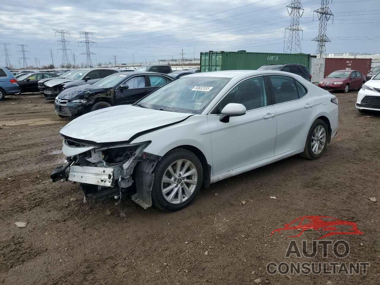 TOYOTA CAMRY 2022 - 4T1C11AK9NU039617