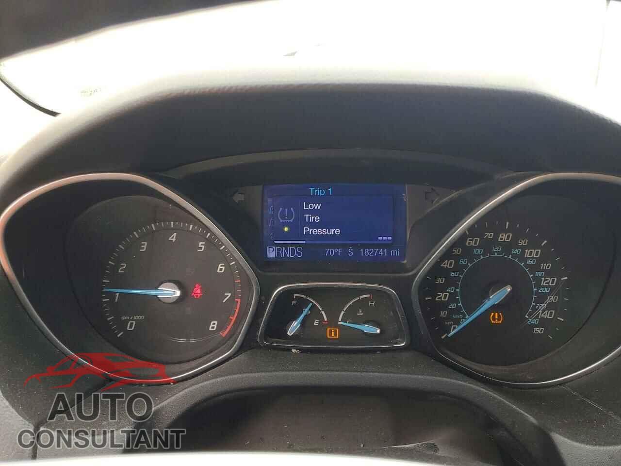FORD FOCUS 2012 - 1FAHP3K29CL449667