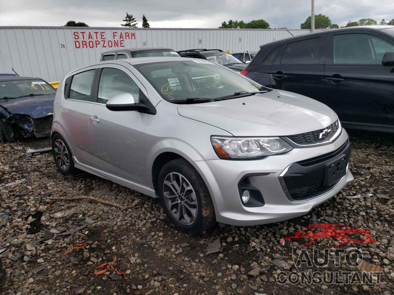CHEVROLET SONIC 2019 - 1G1JD6SB9K4117221