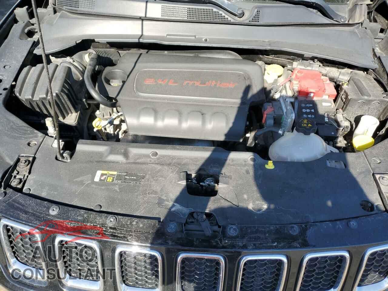 JEEP COMPASS 2019 - 3C4NJDCB8KT800736