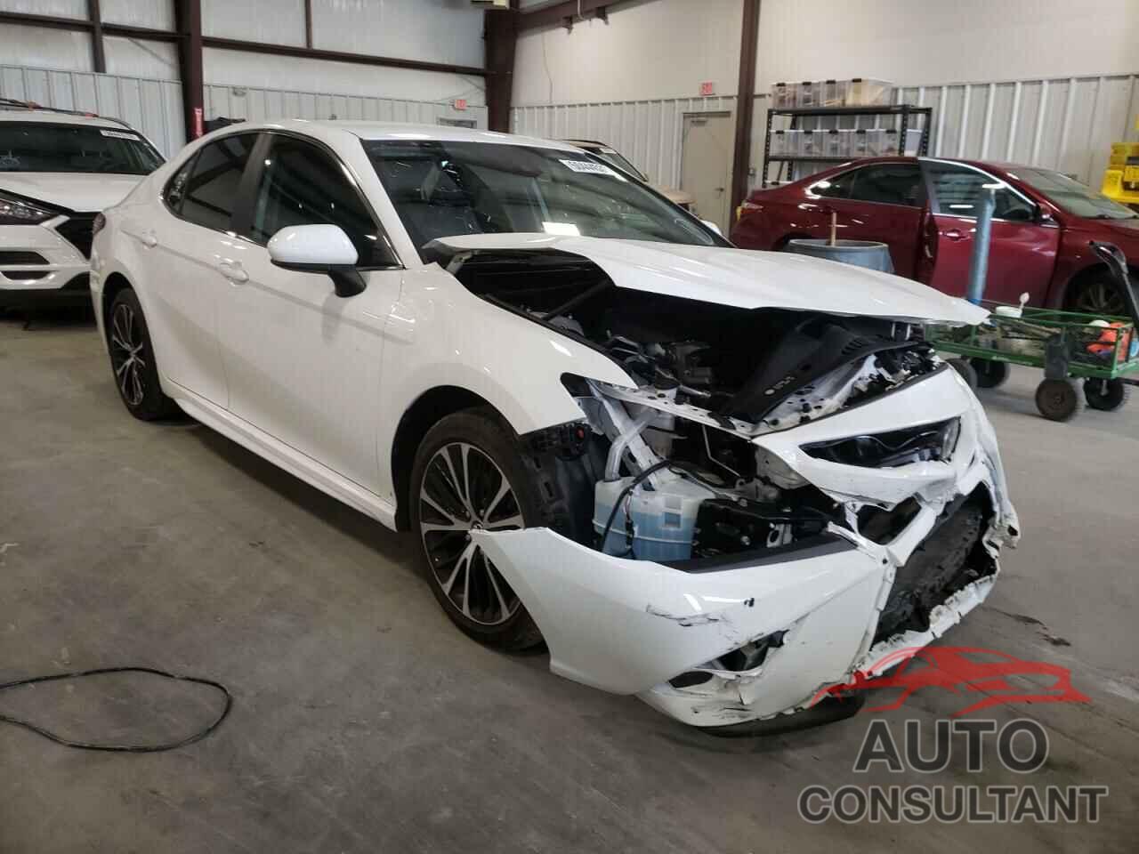 TOYOTA CAMRY 2020 - 4T1G11AK6LU341719