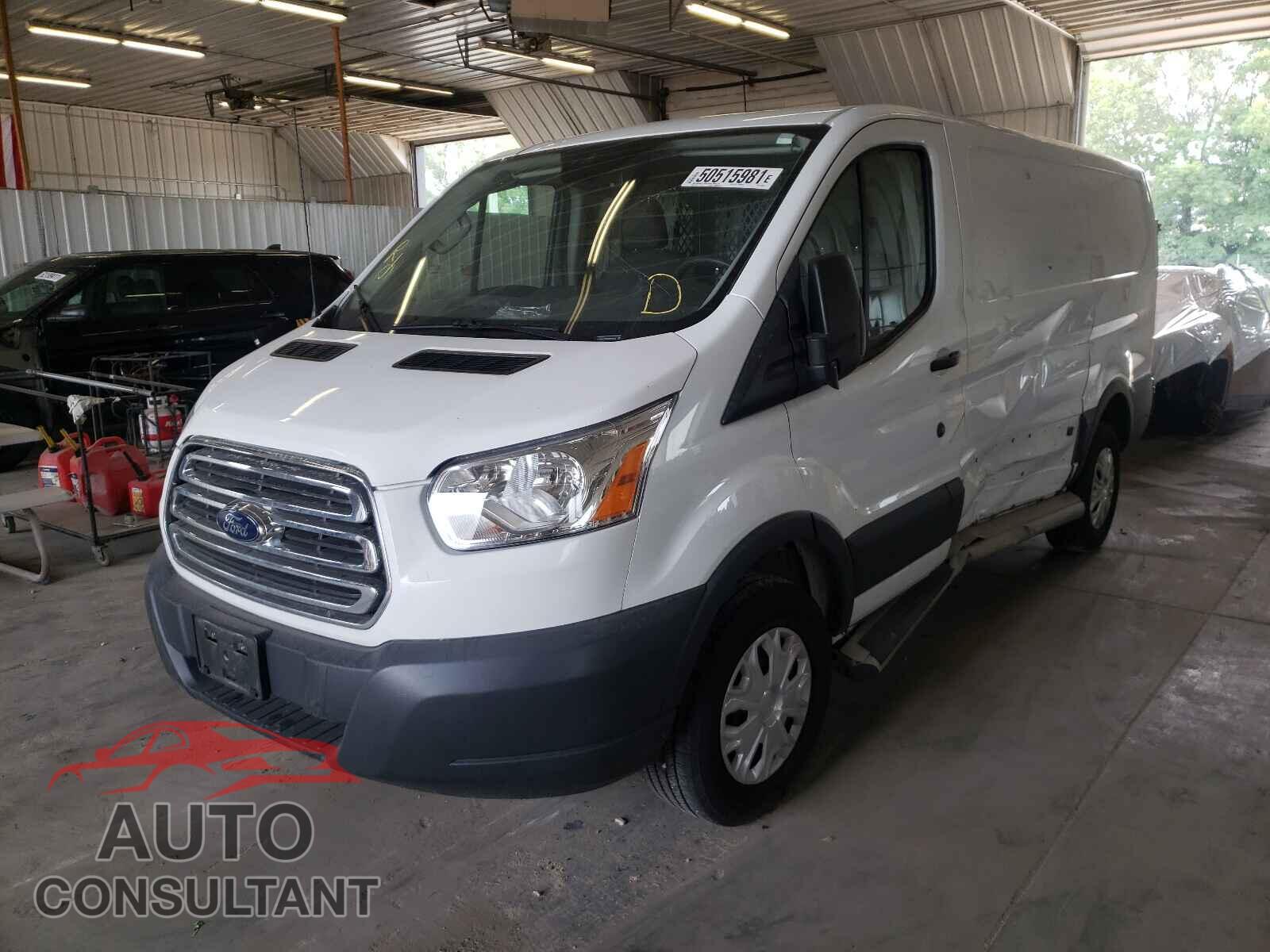 FORD TRANSIT CO 2017 - 1FTYR1ZM7HKB29048