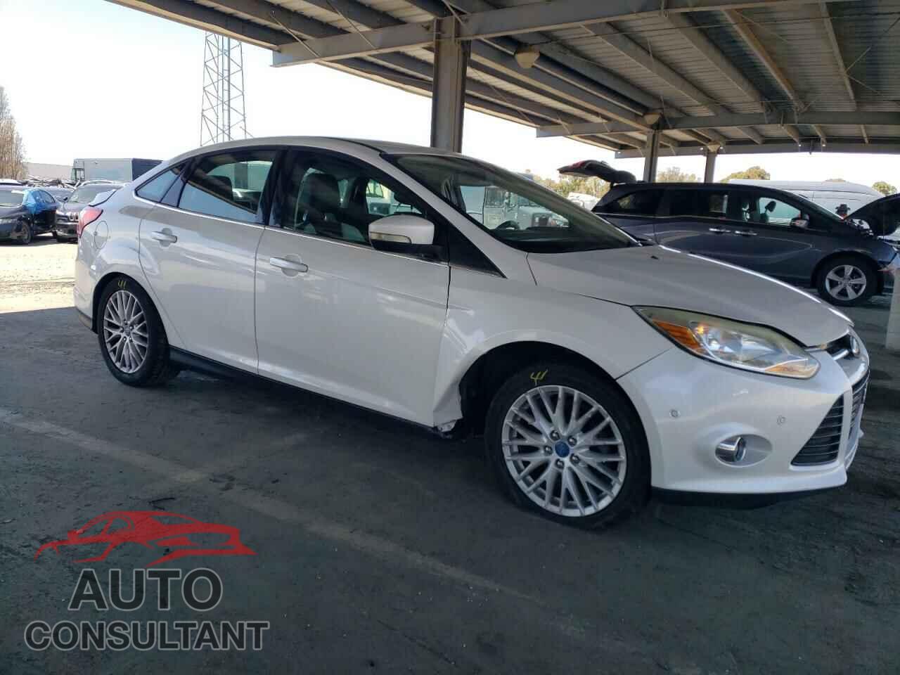 FORD FOCUS 2012 - 1FAHP3H23CL206301