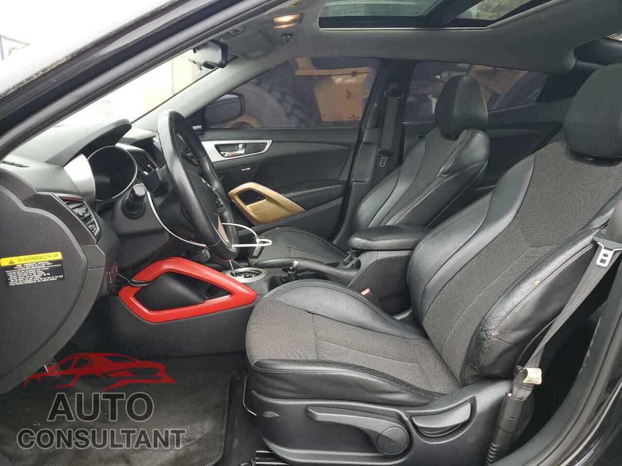 HYUNDAI VELOSTER 2013 - KMHTC6AD2DU155460