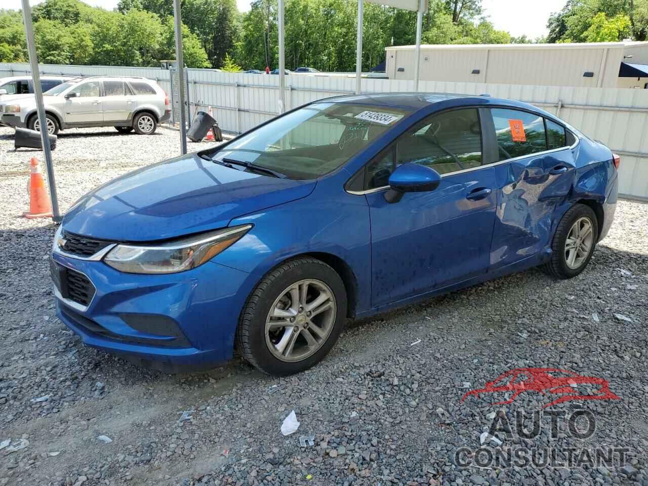 CHEVROLET CRUZE 2018 - 1G1BE5SM5J7239407