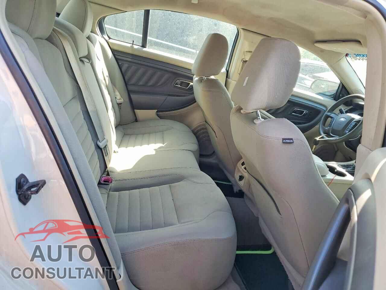 FORD TAURUS 2010 - 1FAHP2DW3AG132256