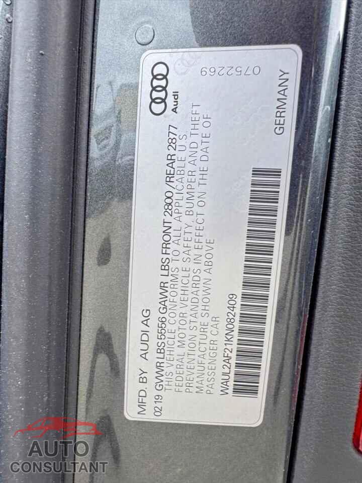 AUDI A6 2019 - WAUL2AF21KN082409