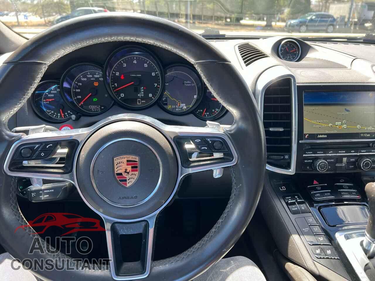 PORSCHE CAYENNE 2016 - WP1AA2A2XGKA36305