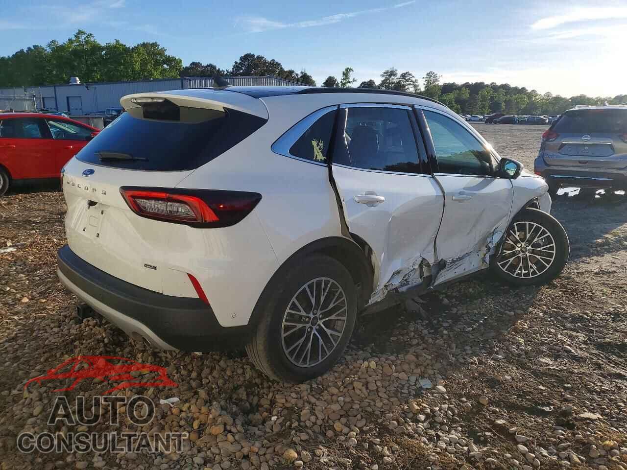FORD ESCAPE 2023 - 1FMCU0E19PUB39366