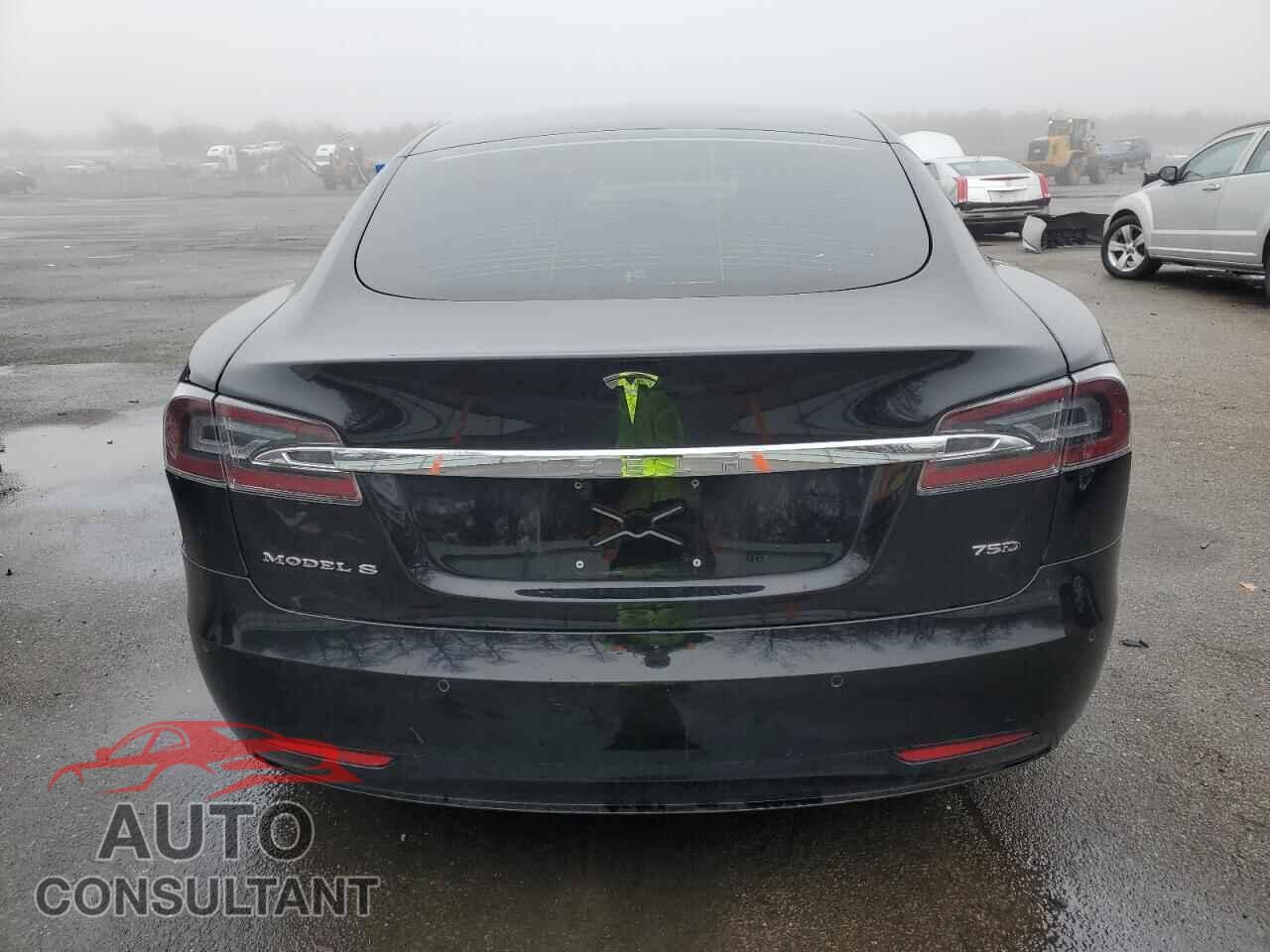 TESLA MODEL S 2018 - 5YJSA1E28JF261692