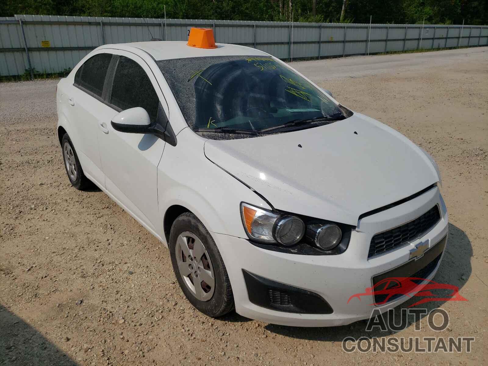 CHEVROLET SONIC 2016 - 1G1JA5SH5G4174403