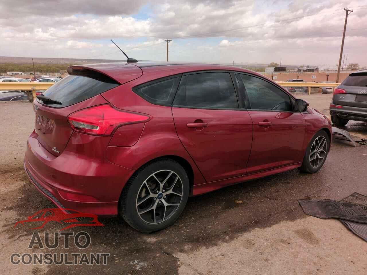 FORD FOCUS 2015 - 1FADP3K29FL261573