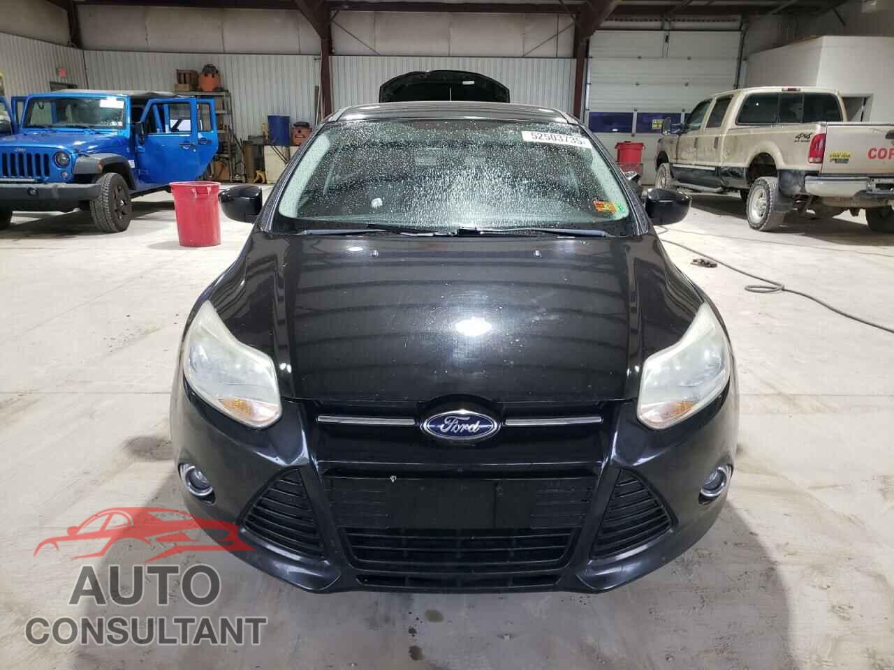 FORD FOCUS 2012 - 1FAHP3F25CL433895