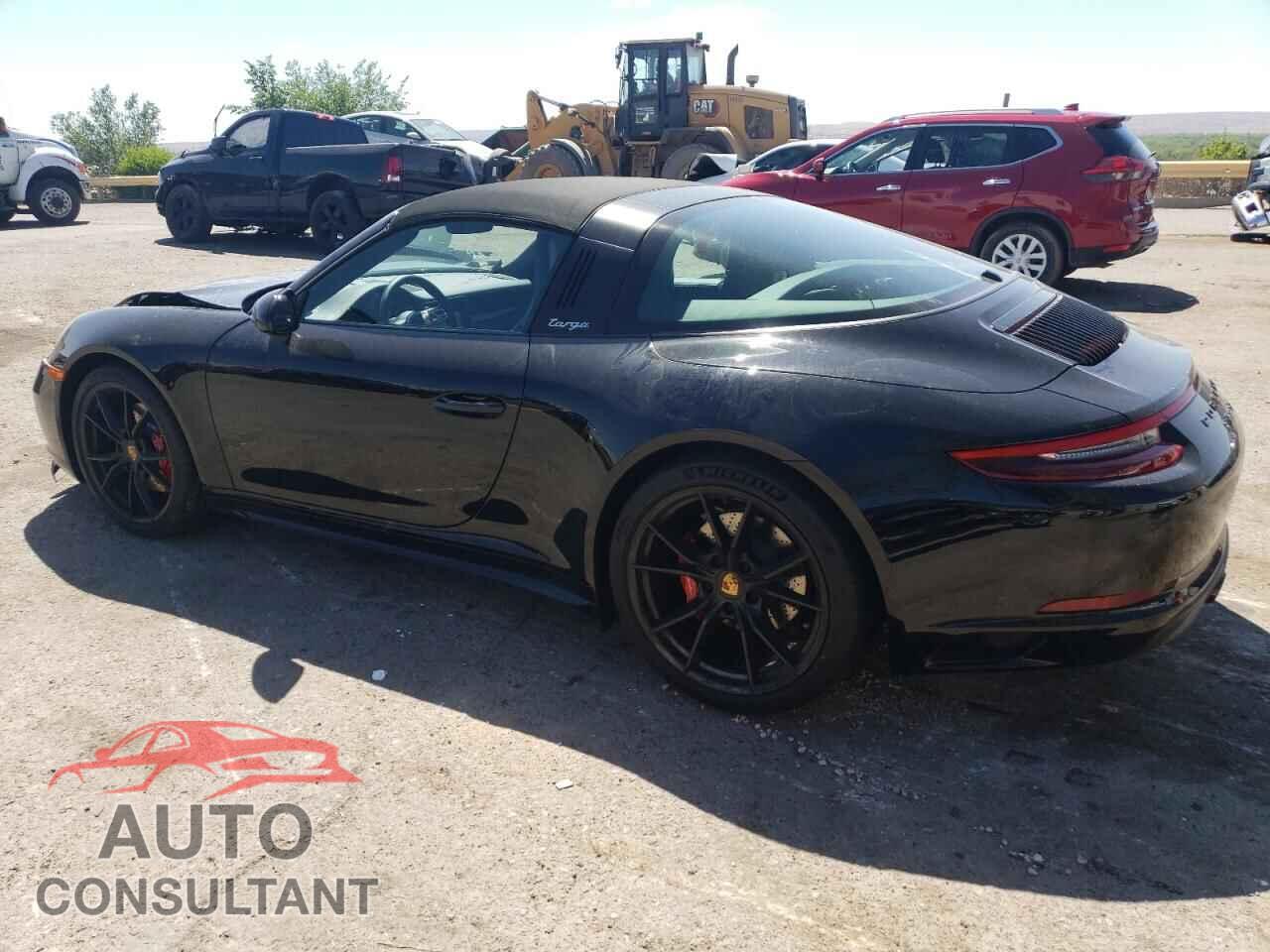 PORSCHE 911 2019 - WP0BB2A98KS126397