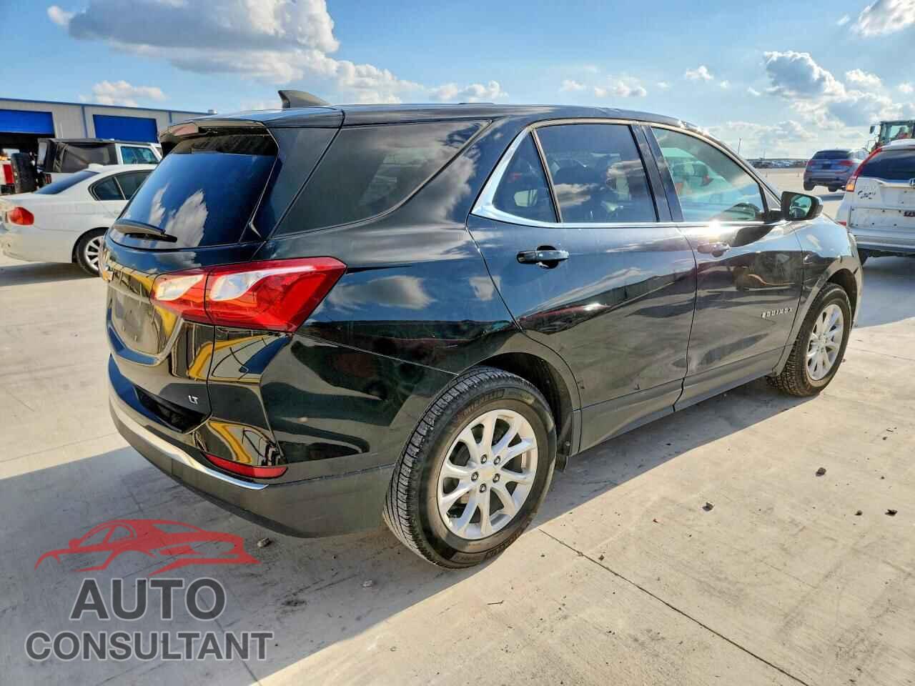 CHEVROLET EQUINOX 2018 - 2GNAXJEV1J6288024