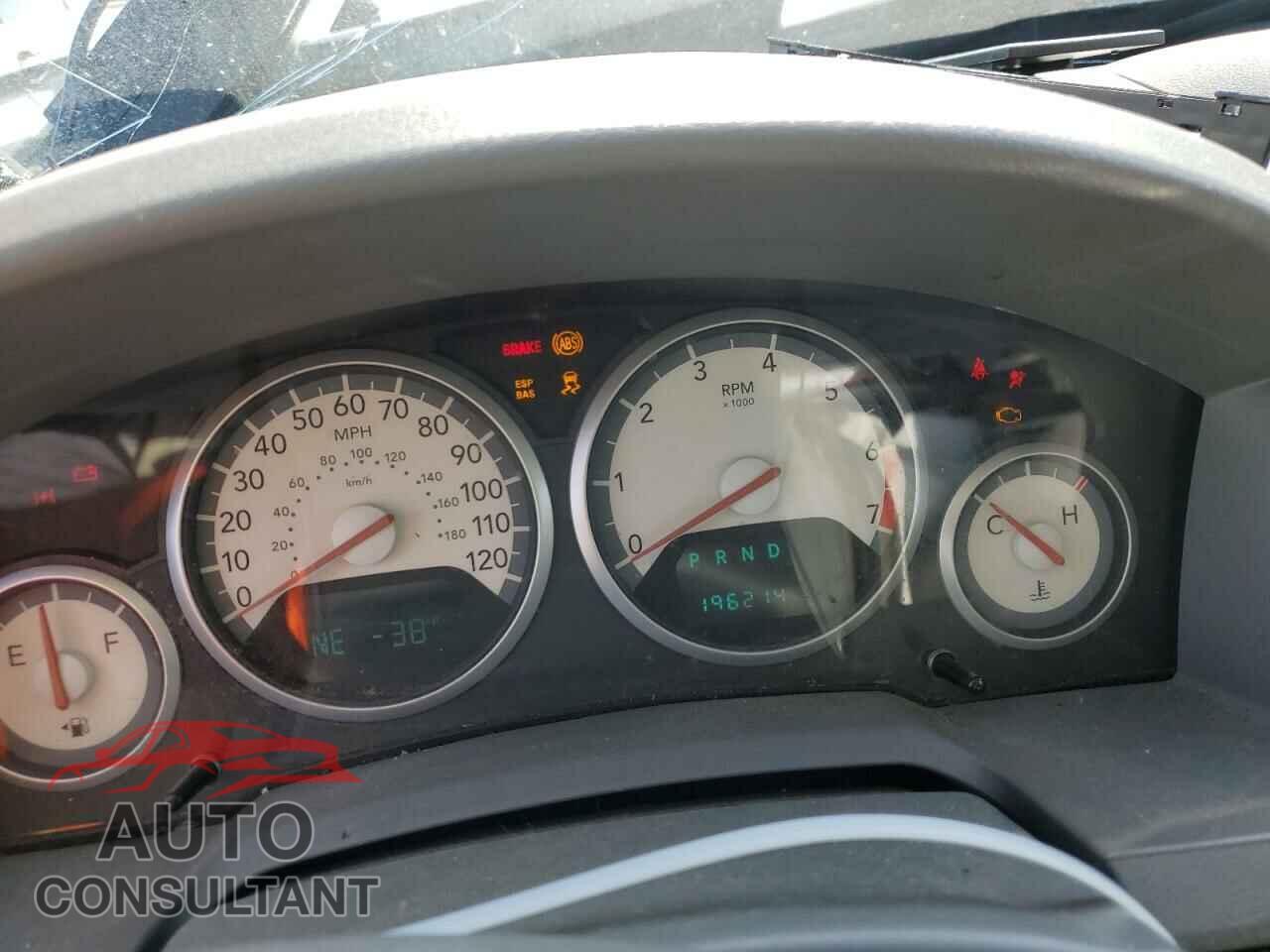 DODGE CARAVAN 2010 - 2D4RN5D13AR210109
