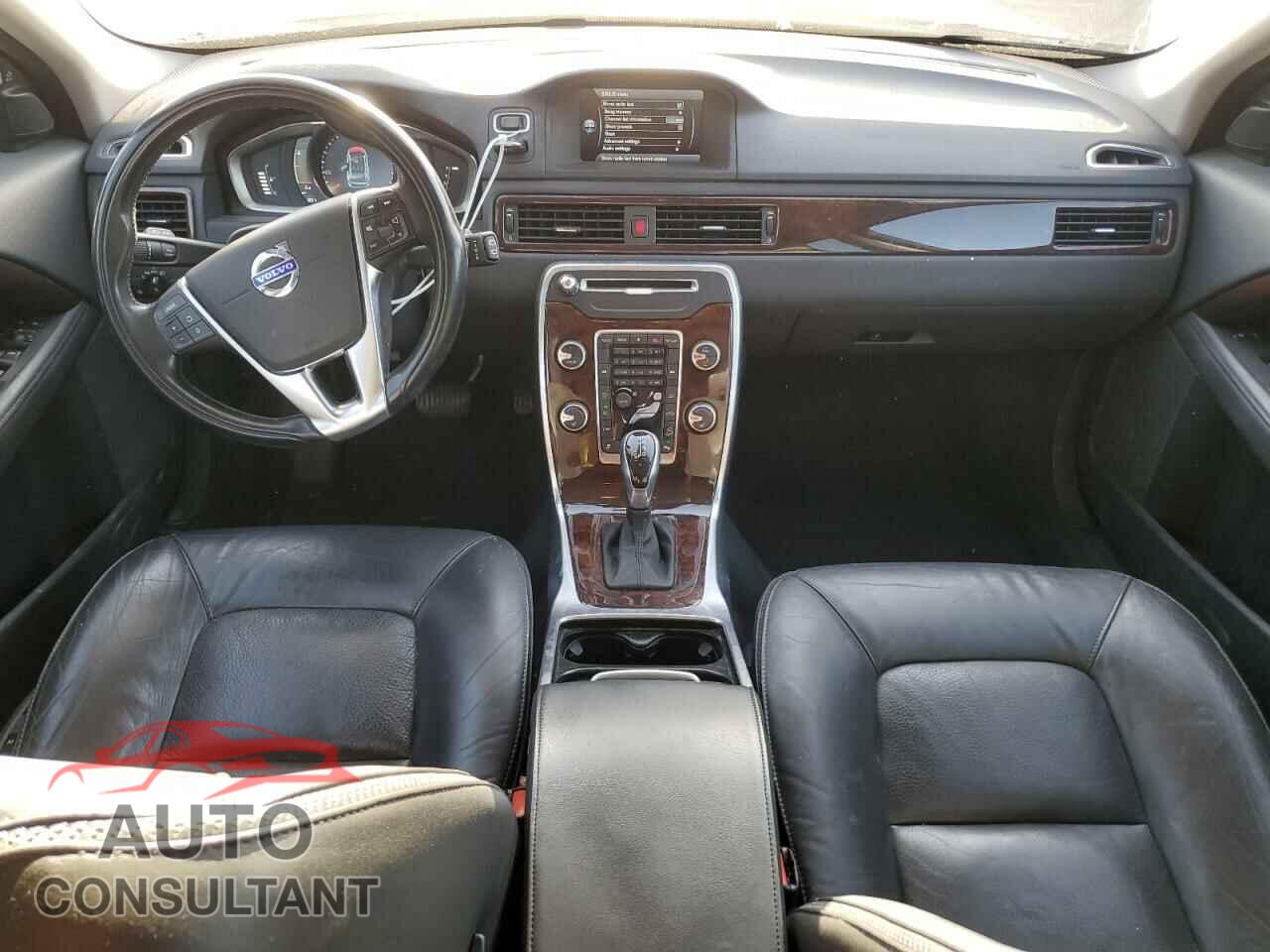 VOLVO XC70 2015 - YV4902NC6F1202010