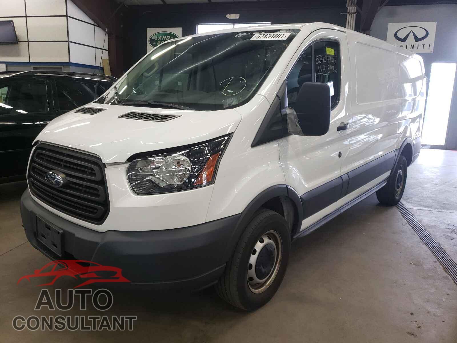 FORD TRANSIT CO 2017 - 1FTYR1ZM3HKA38570