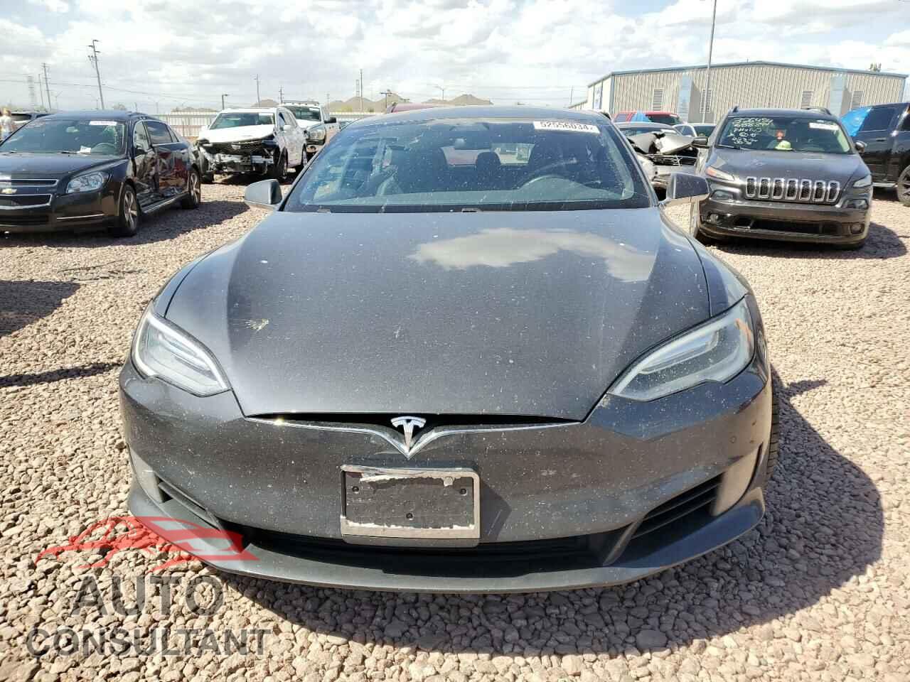 TESLA MODEL S 2017 - 5YJSA1E16HF178733