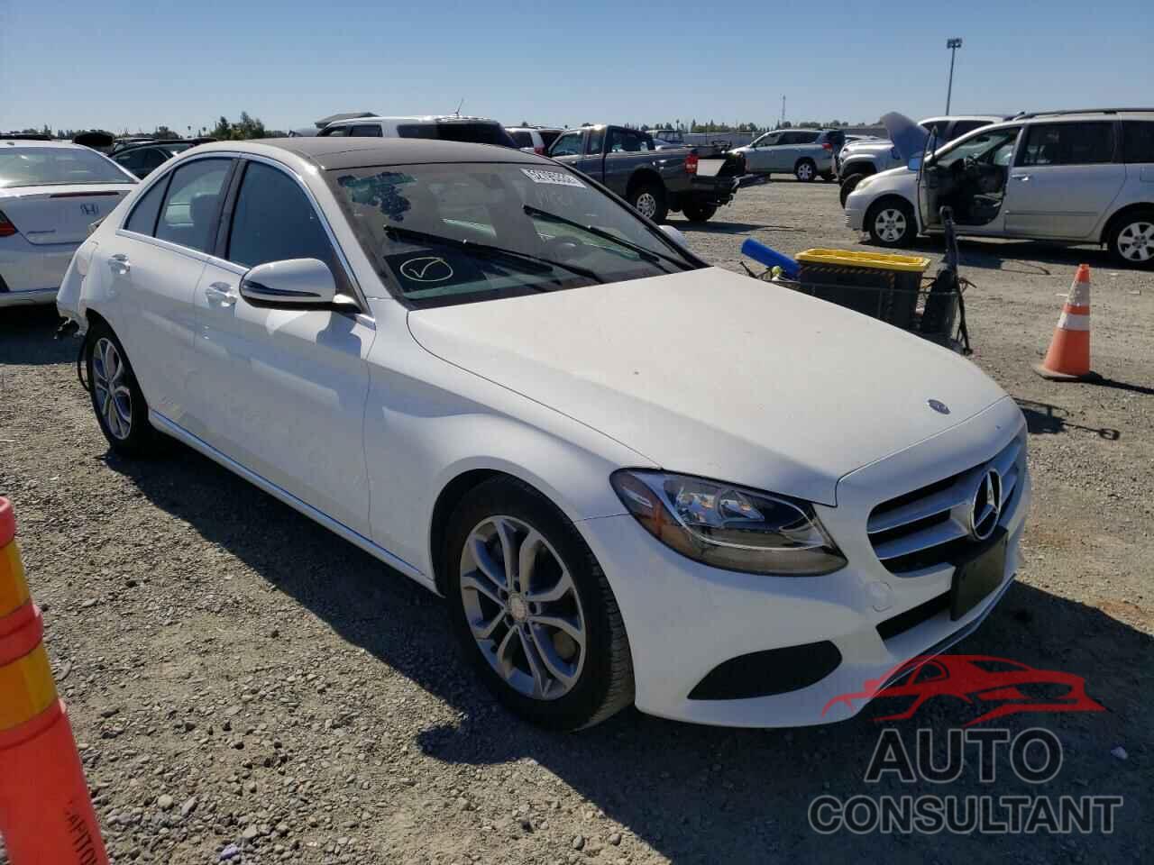 MERCEDES-BENZ C-CLASS 2016 - 55SWF4JB0GU178646