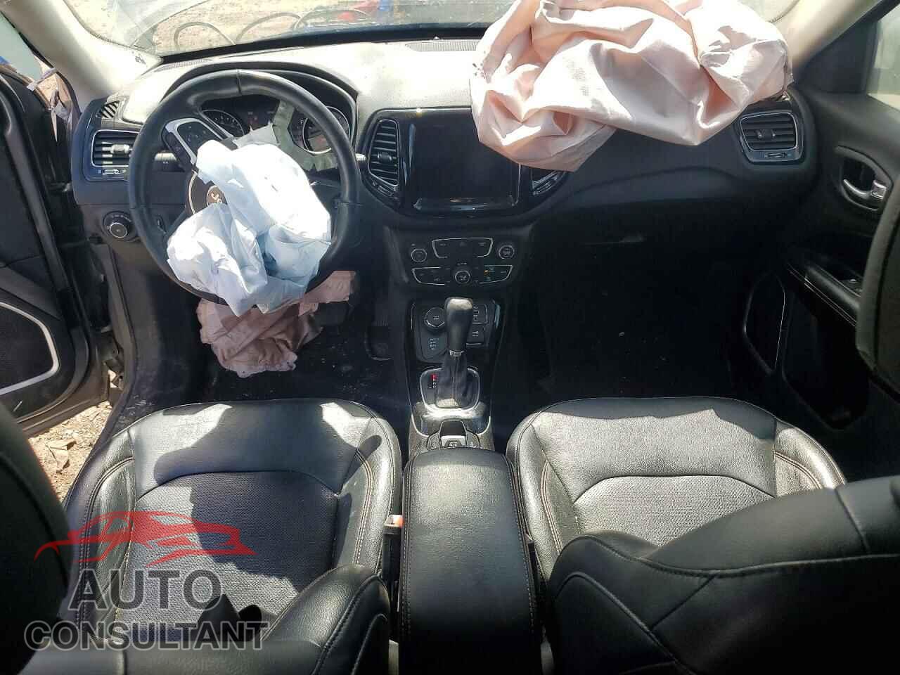 JEEP COMPASS 2020 - 3C4NJDCB4LT240294
