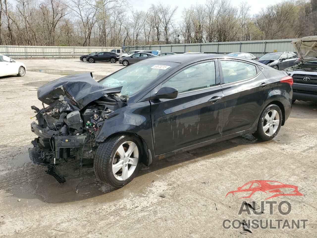 HYUNDAI ELANTRA 2013 - 5NPDH4AE3DH289802