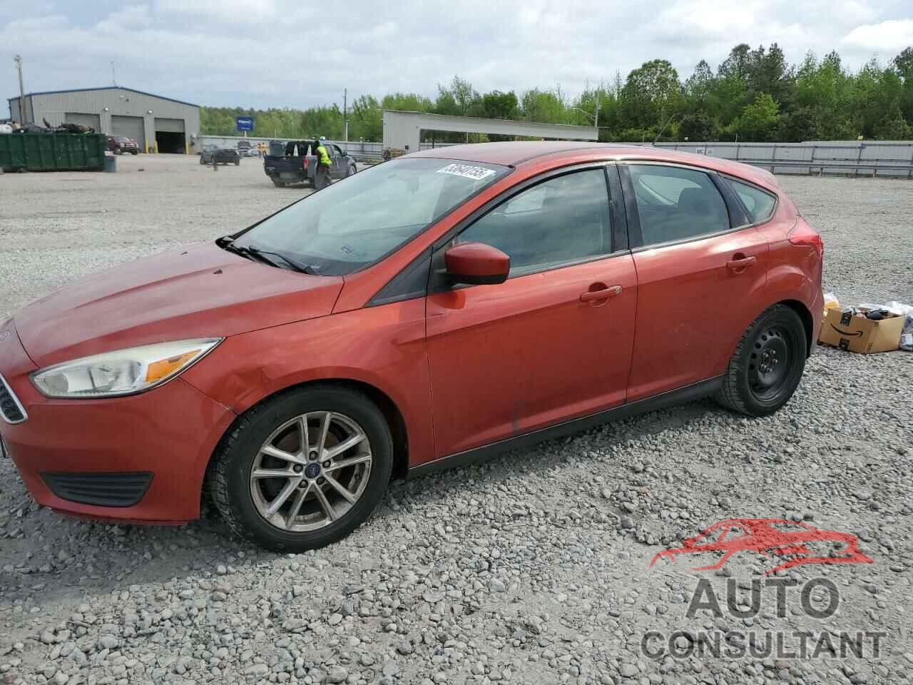 FORD FOCUS 2018 - 1FADP3K26JL316957