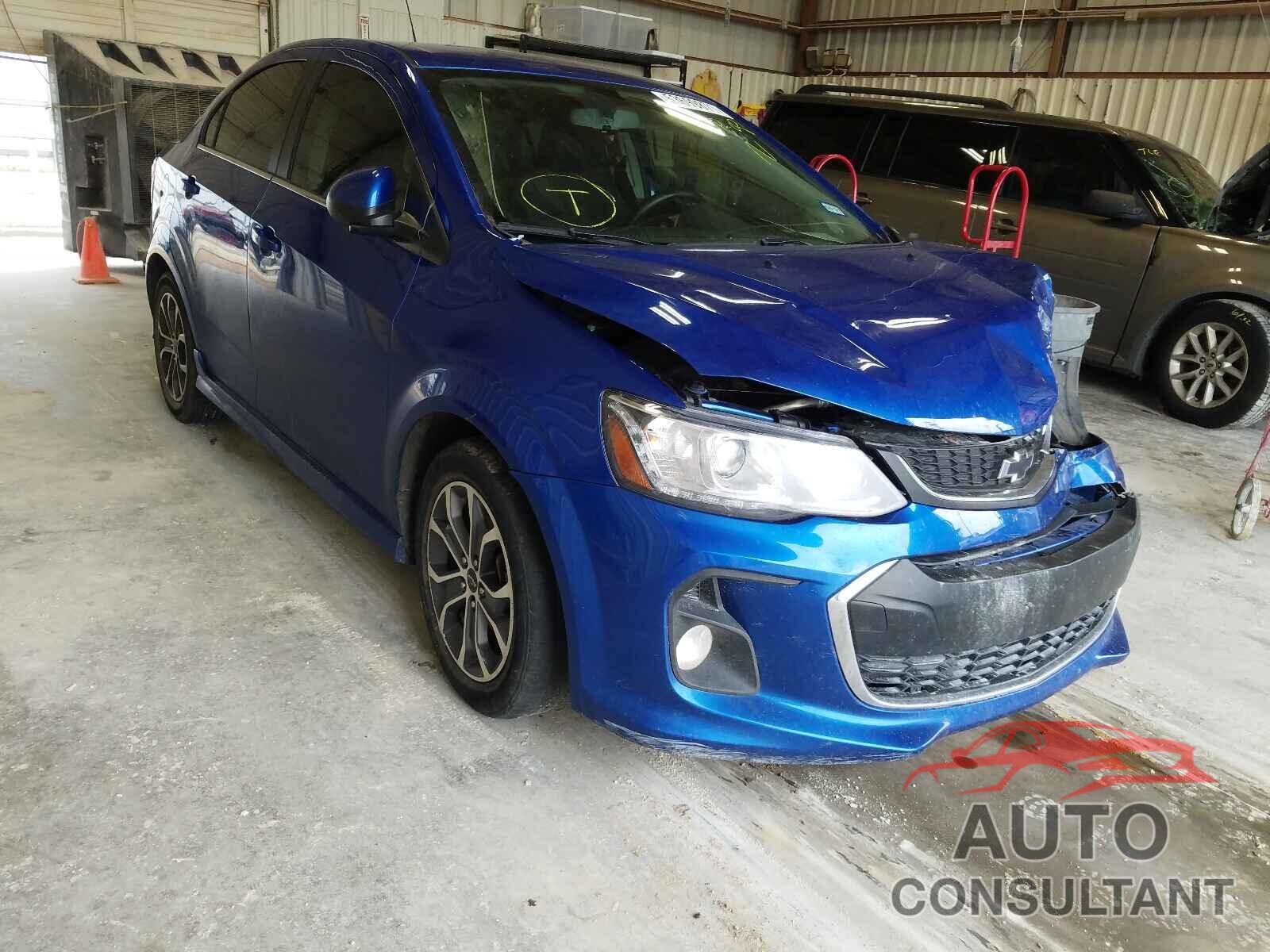 CHEVROLET SONIC 2018 - 1G1JD5SH3J4133752