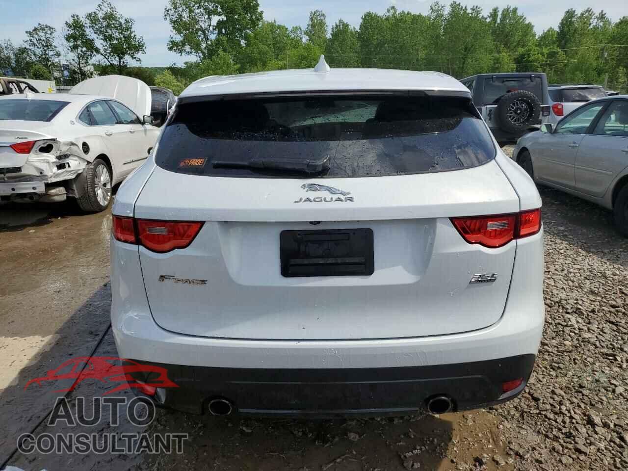 JAGUAR F-PACE 2017 - SADCK2BV6HA087960