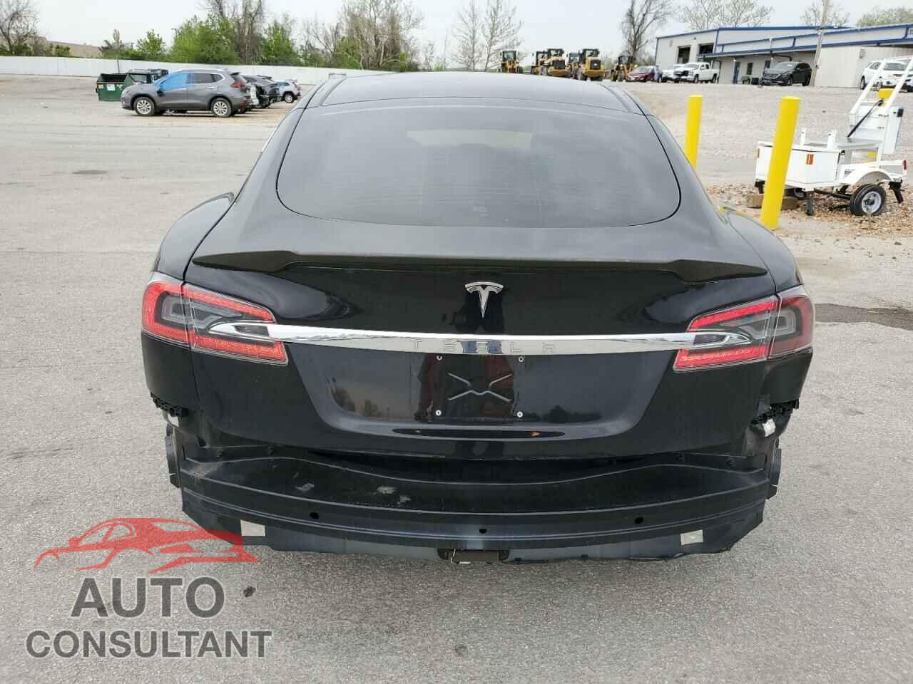 TESLA MODEL S 2015 - 5YJSA1H42FF089907