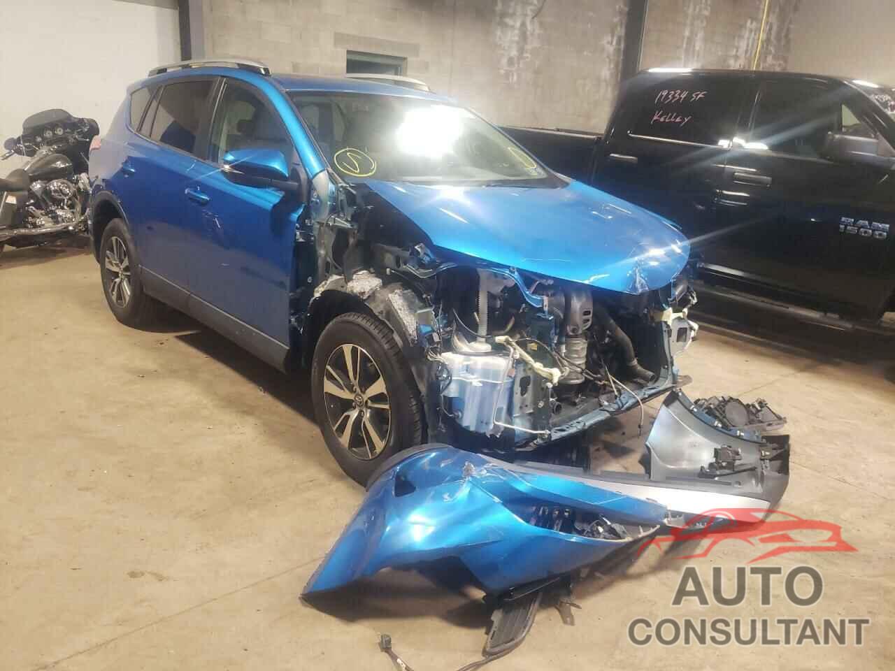 TOYOTA RAV4 2017 - JTMRFREVXHJ137256