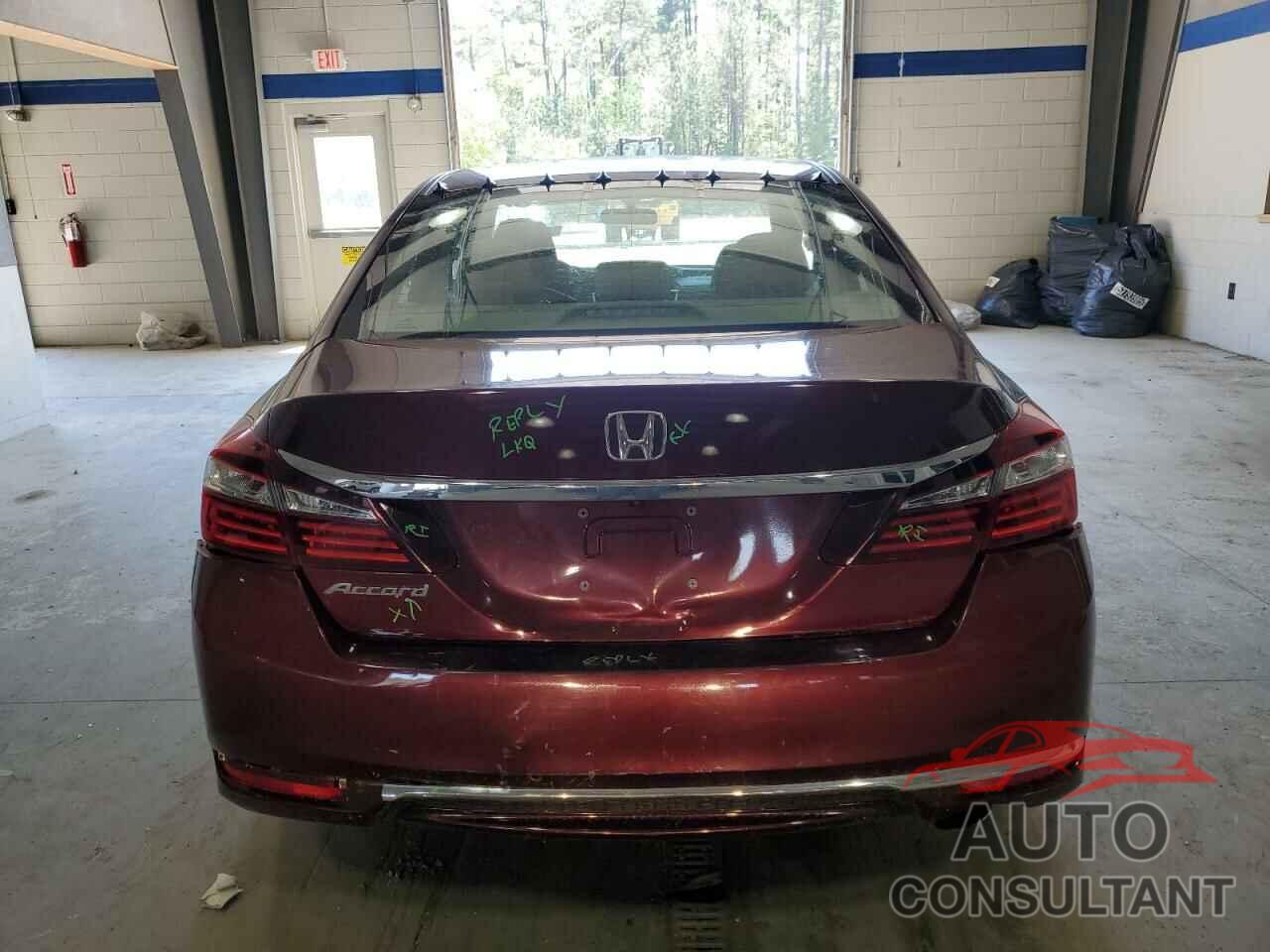 HONDA ACCORD 2017 - 1HGCR2F38HA277826