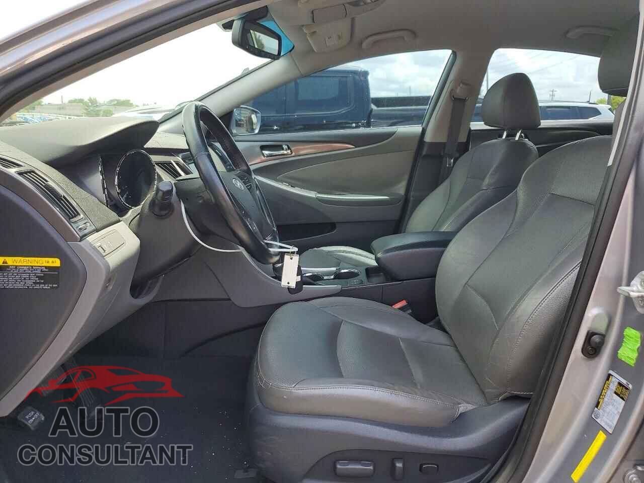 HYUNDAI SONATA 2014 - KMHEC4A48EA112287