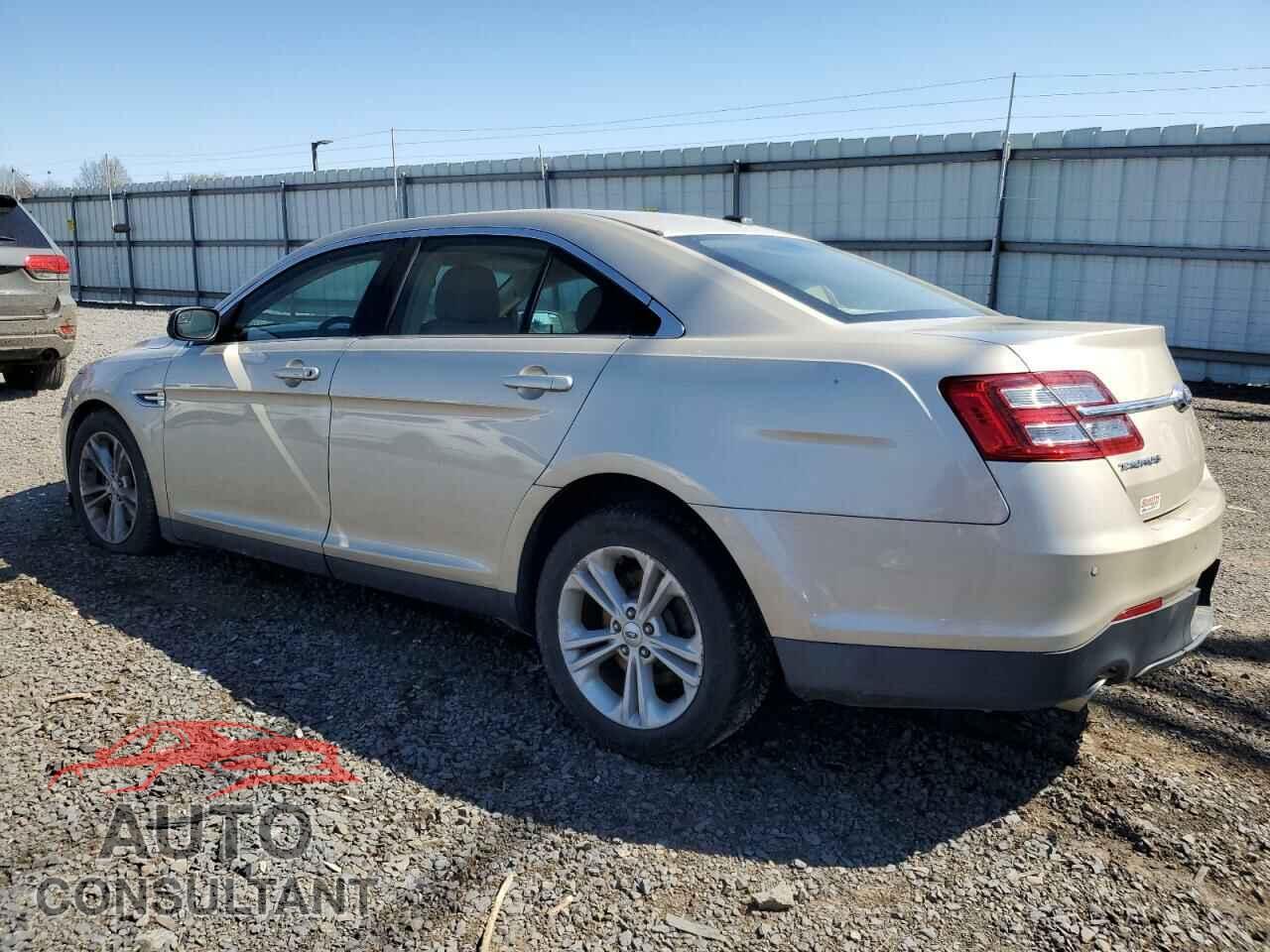 FORD TAURUS 2017 - 1FAHP2E83HG114365