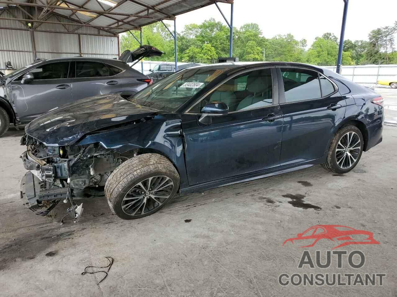 TOYOTA CAMRY 2018 - 4T1B11HK4JU586404
