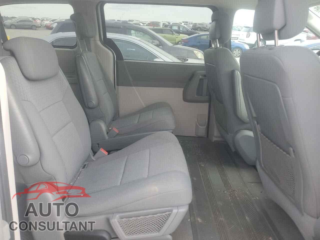 DODGE CARAVAN 2010 - 2D4RN3D11AR332407