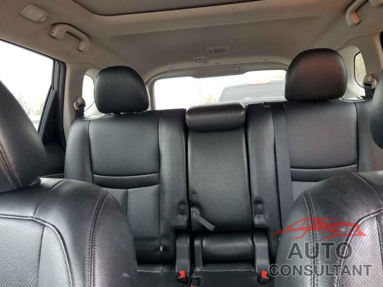 NISSAN ROGUE 2017 - 5N1AT2MV1HC856281