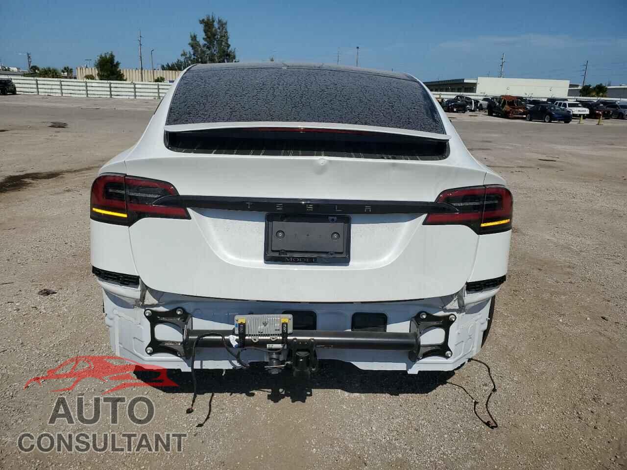 TESLA MODEL X 2023 - 7SAXCBE58PF409755
