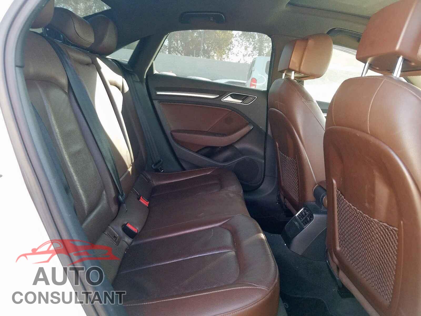 AUDI A3 2016 - WAUA7GFF1G1013183