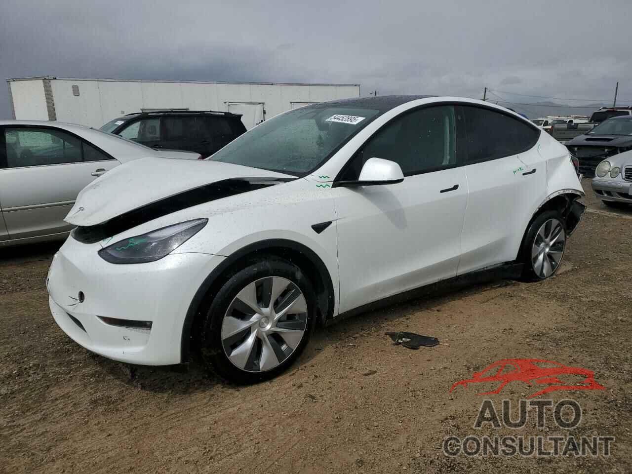 TESLA MODEL Y 2023 - 7SAYGAEE0PF693613