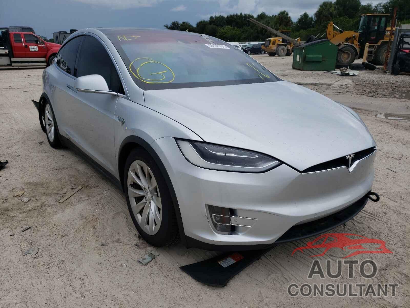 TESLA MODEL X 2016 - 5YJXCBE24GF013258