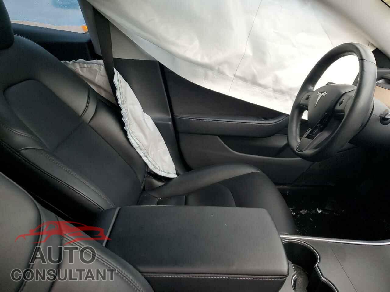 TESLA MODEL 3 2018 - 5YJ3E1EA4JF017554