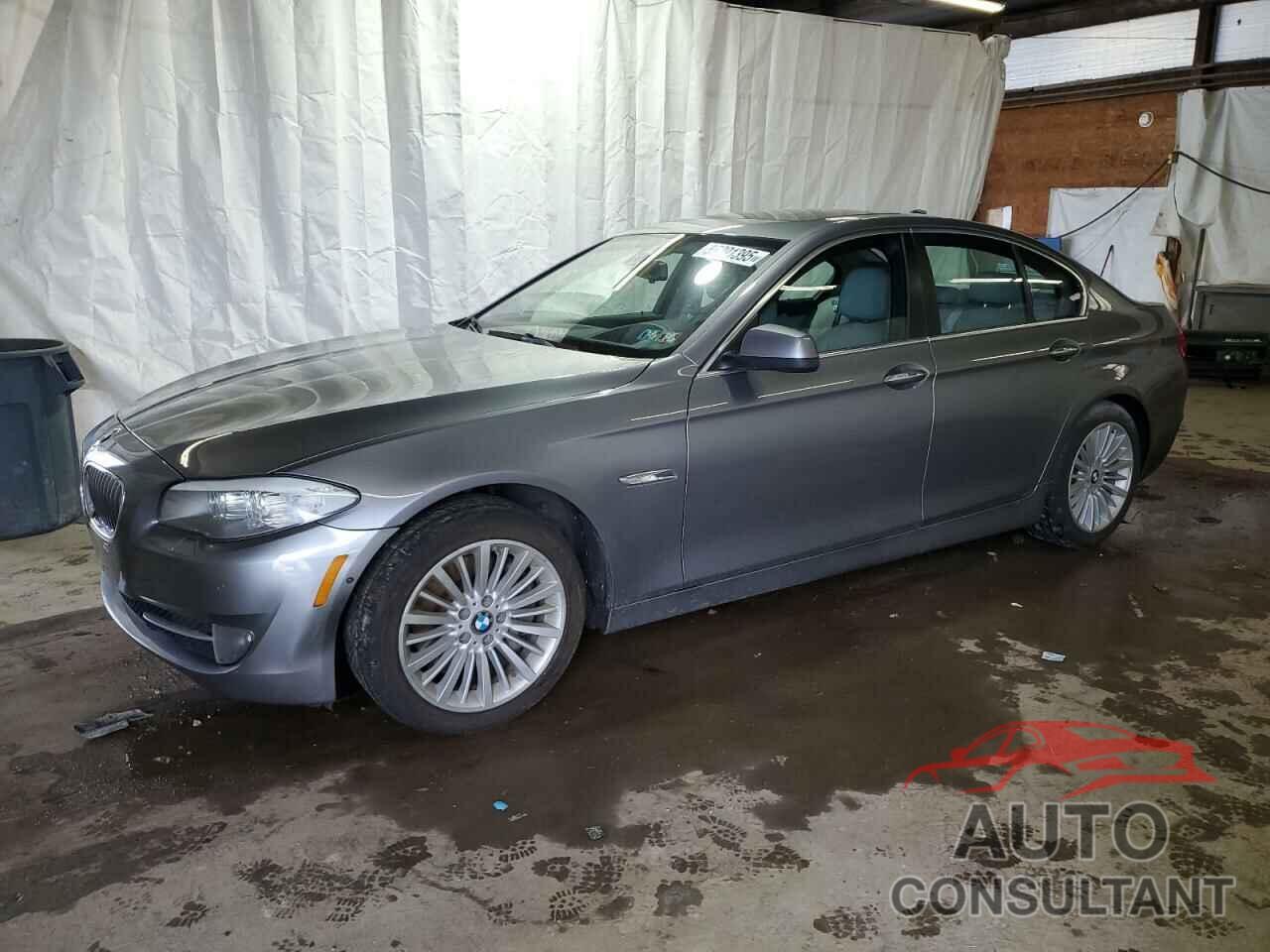 BMW 5 SERIES 2013 - WBAFU7C51DDU77708